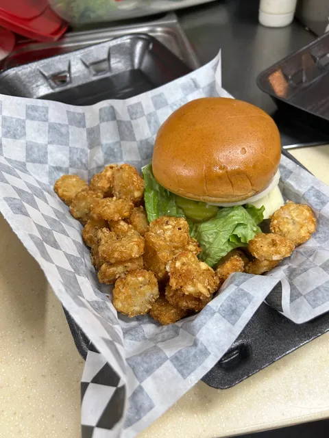 Last Call Bar and Grill