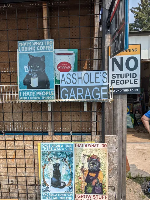 Pea Pickin Flea Market