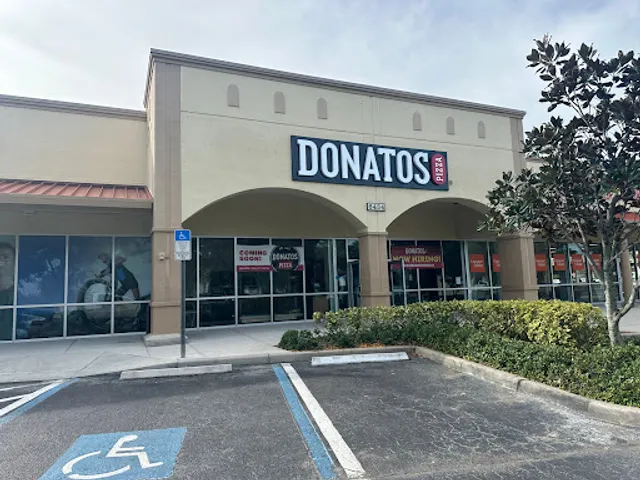 Donatos Pizza