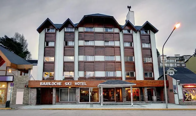 Hotel Bariloche Sky