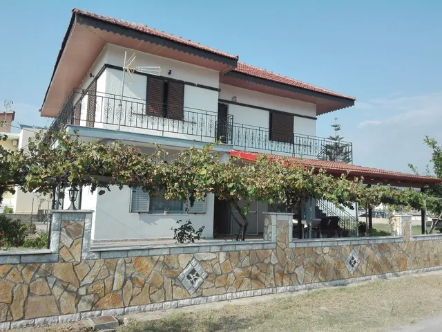 Andrianna Apartments