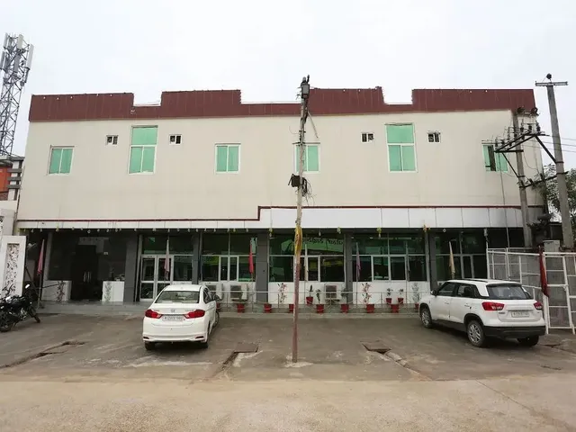 OYO 8391 Hotel Sanjog Resort