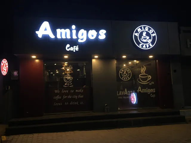 Amigos Café