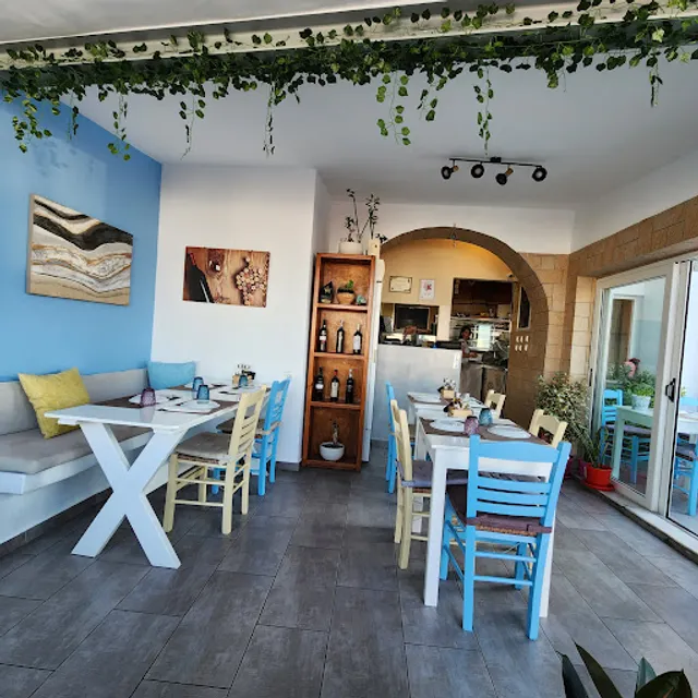 No Name Grill Restaurant Santorini