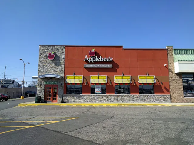 Applebee's Grill + Bar