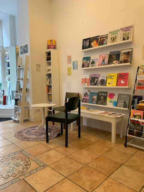 Coffee&Vintage (Kanopi x Holy Garbage)