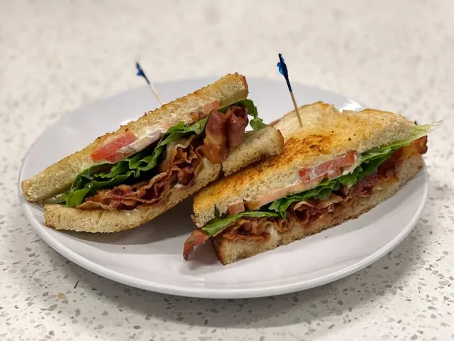 1933 Kitchen and Bar