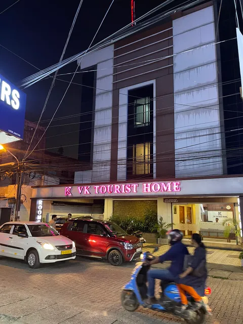 V K TOURIST HOME