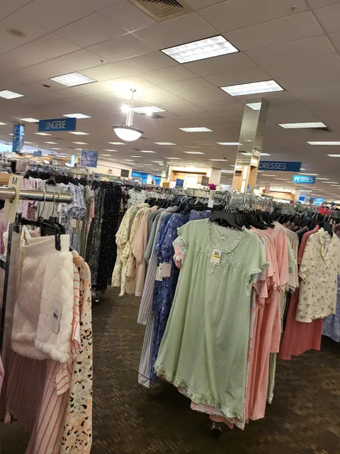 Tiger Point Shopping Center