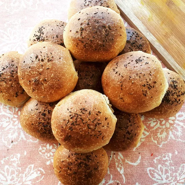 Vegetarian/Vegan Artisan Food Magic School Bus