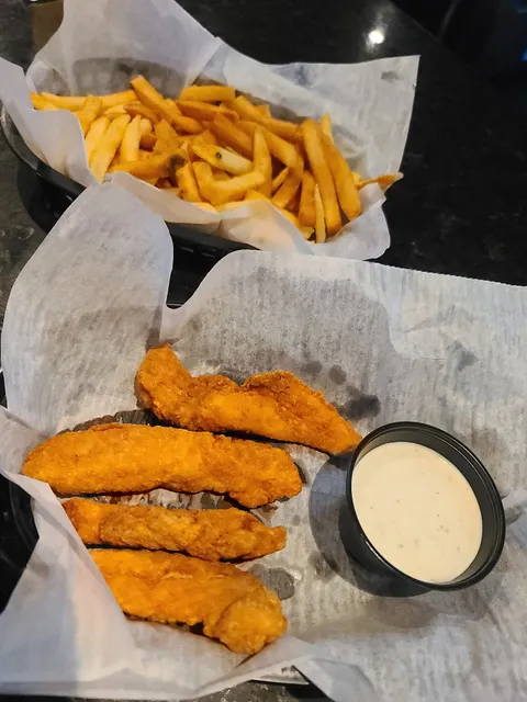 Upper Deck Bar And Grille