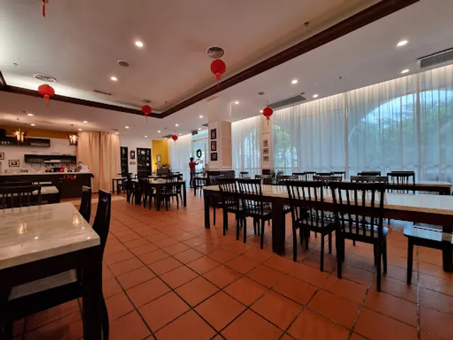 Nyonya Breeze Desire