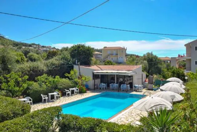 Moulinos G Studios and Moulinos Loft