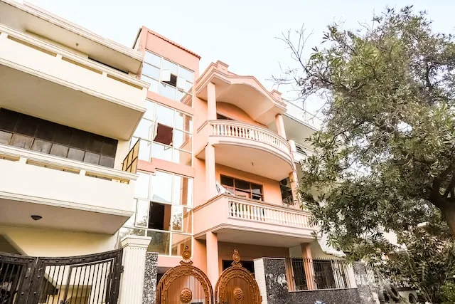 OYO 70358 Aarav Guest house