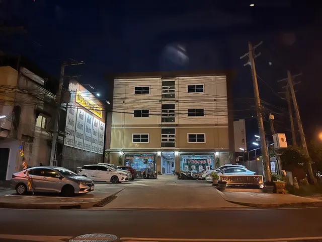 สบายเพลส Hotel สี่แยกBig-C สุรินทร์