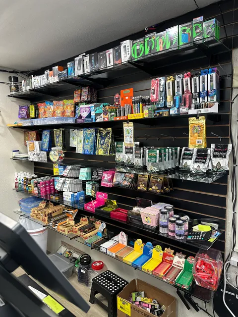 Grand slam smoke and vape