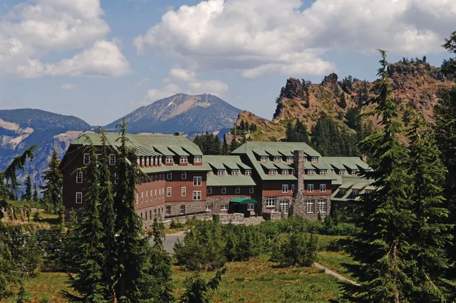 Crater Lake Lodge