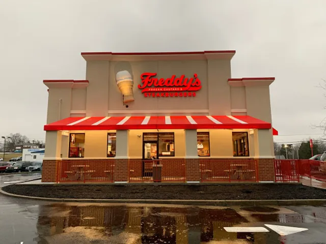 Freddy's Frozen Custard & Steakburgers