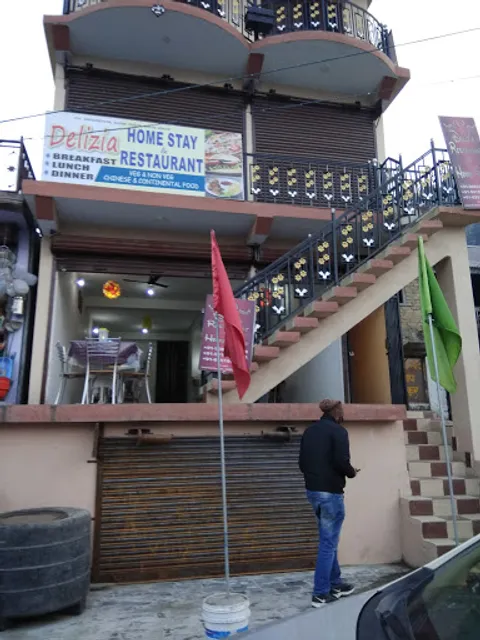 Delizia Home Stay And Restaurant
