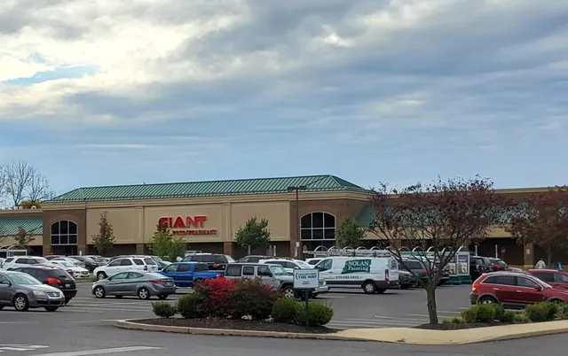 Lakeview Shopping Center