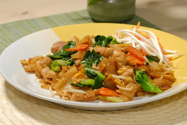 Thai Q: Thai Cuisine