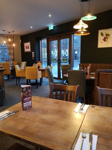 Three Piers Cookhouse + Pub