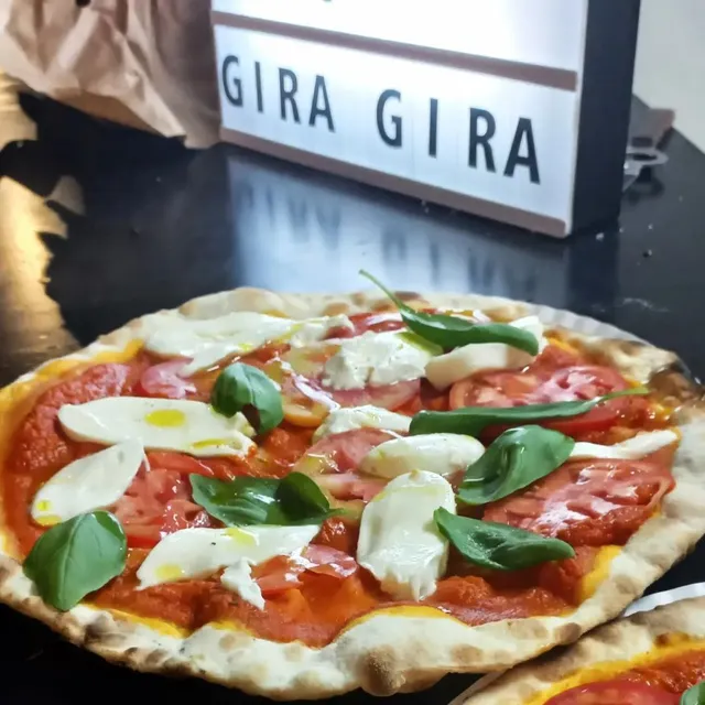 Gira-Gira Pizza, Bar, Petiscos