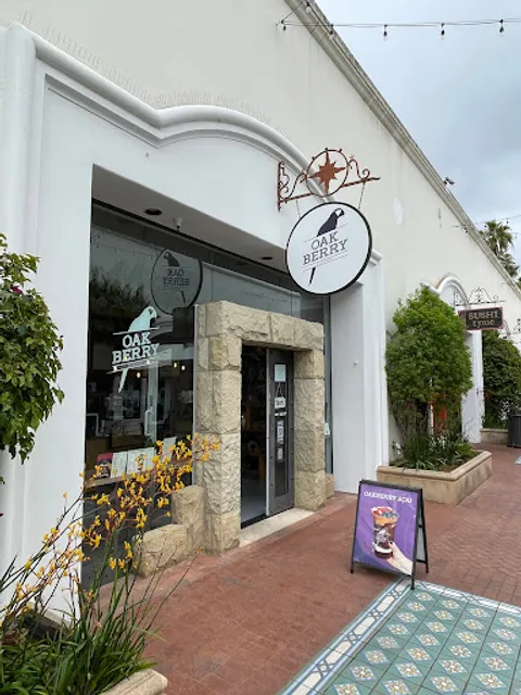 Oakberry Acai Bowls &Smoothies | Santa Barbara