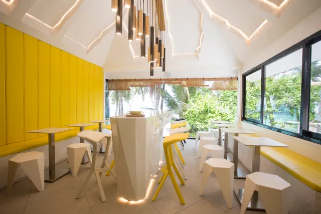 ICE FLAKES Boracay White Beach