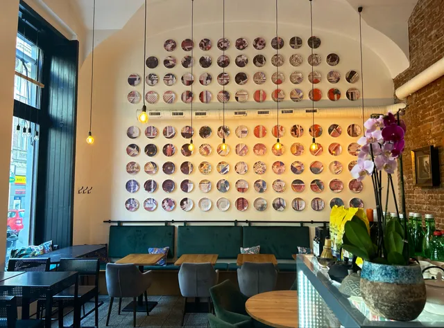 Thai Station Bistro & Cafe