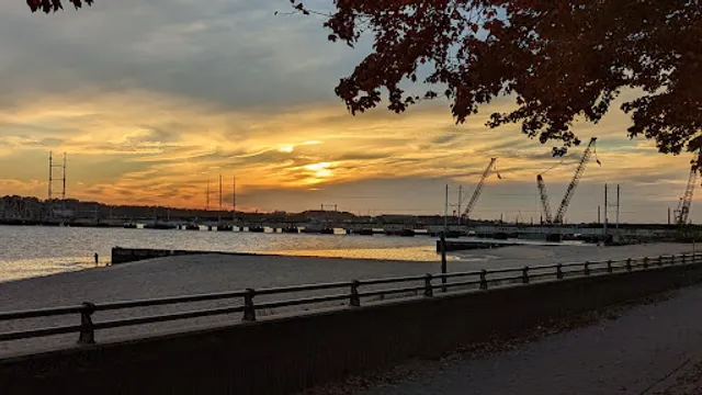 Sadowski Parkway Waterfront Park