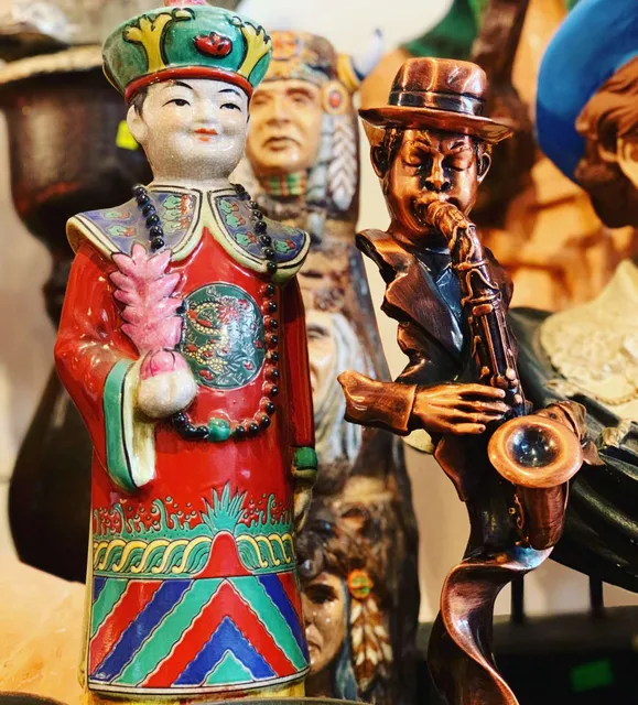 OB Thrift Store & Vintage Clothing