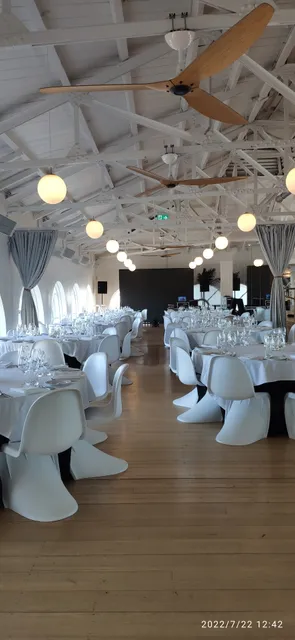 Mantells Tamaki Drive