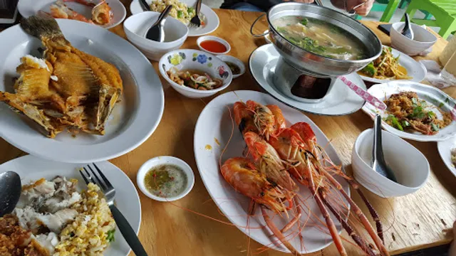 Koh Seafood (Saphan Yao Shop)
