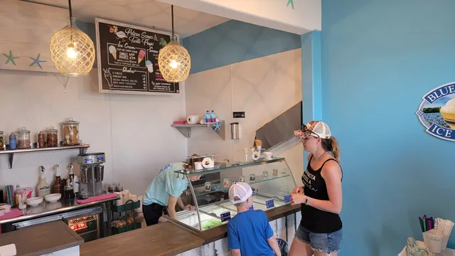 Pelican Scoops Ice Cream - Fort Morgan