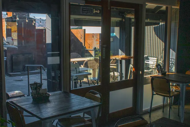 Blue Lake Eatery & Bar