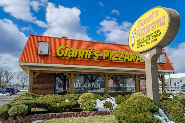 Gianni's Pizzarama