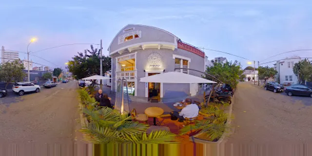 Curador Wine Bar & Shop