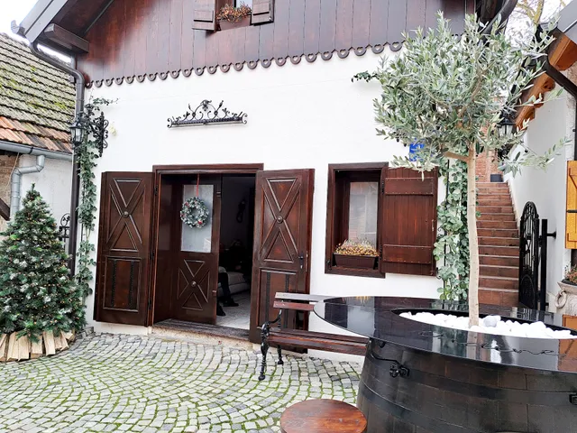 "ONDINE" Studio apartman & Wine House