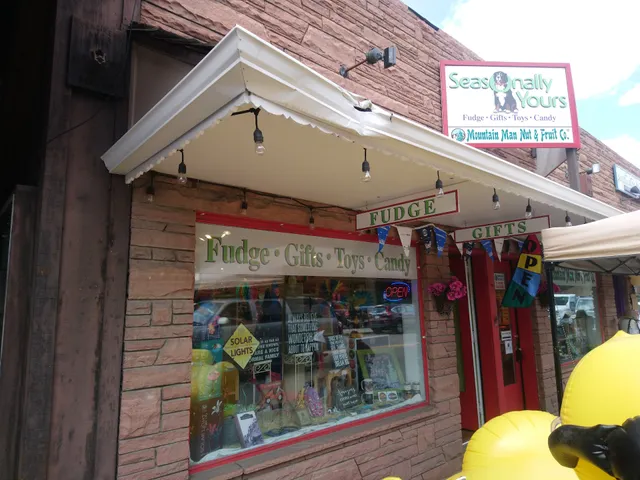 Seasonally Yours and Mountain Man Fruit & Nut