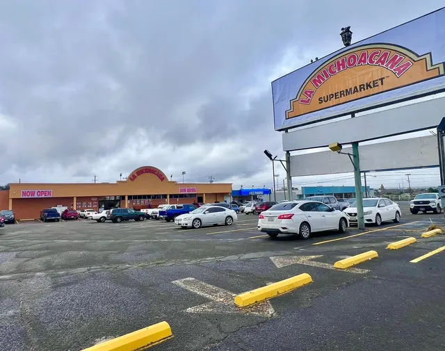 La Michoacana Supermarket