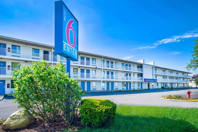 Motel 6 Warren, MI - Detroit East