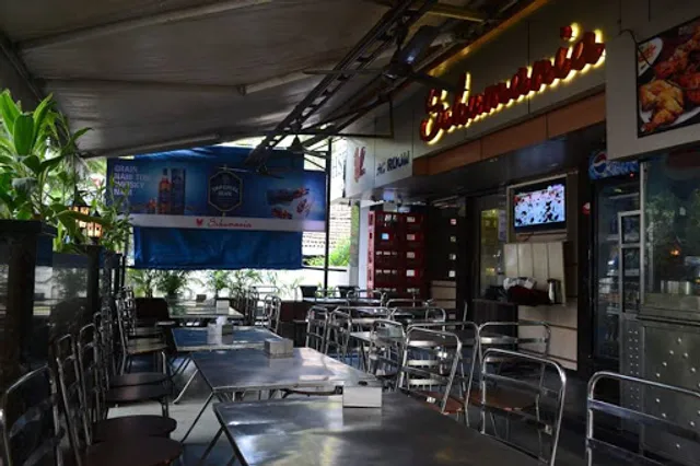 SCHUMANIA BAR & RESTAURANT