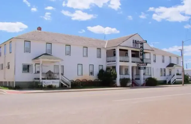 Kempton Hotel