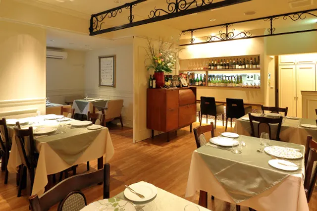 Chez Fujii Restaurant