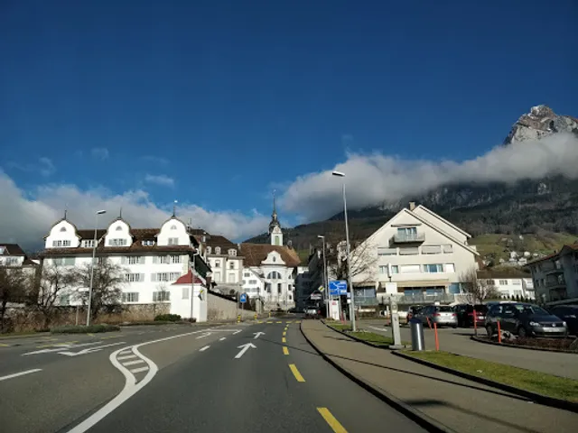 Lüönd Schwyzer Qualitätskonditorei