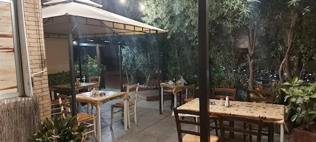 ΤΑΒΕΡΝΑ ΜΑΥΡΙΚΙΟΣ