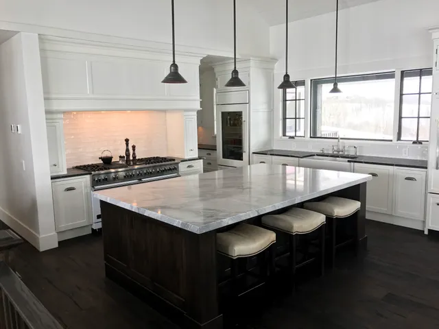 Pebble Creek Custom Countertops