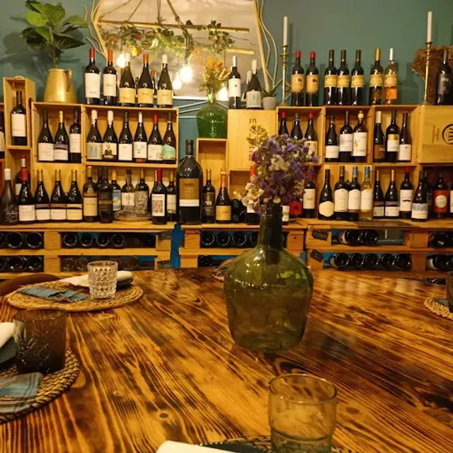 Genuinu’s, Petiscaria & Wine Bar