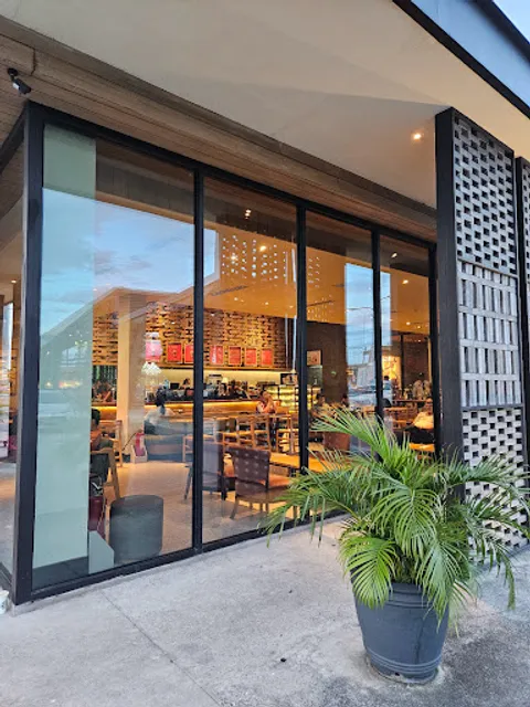 Starbucks Shell SLEX Drive-Thru (North bound)